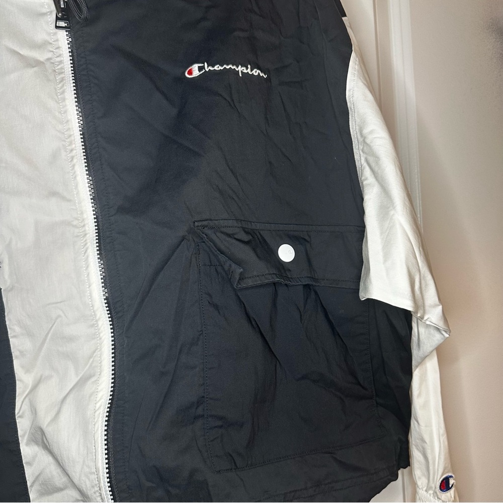 Champion Colorblock Cropped Windbreaker Jacket | Women’s XL - Picture 3 of 5